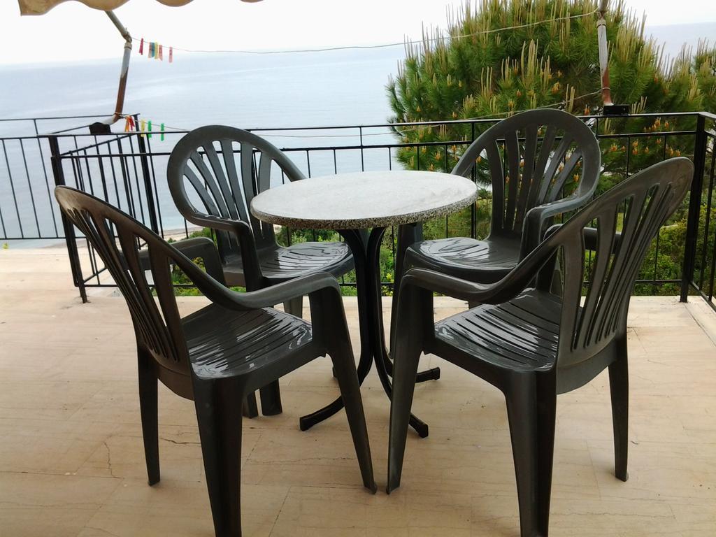 Athanasios Tsoumas Apartments Kastrosikia Luaran gambar
