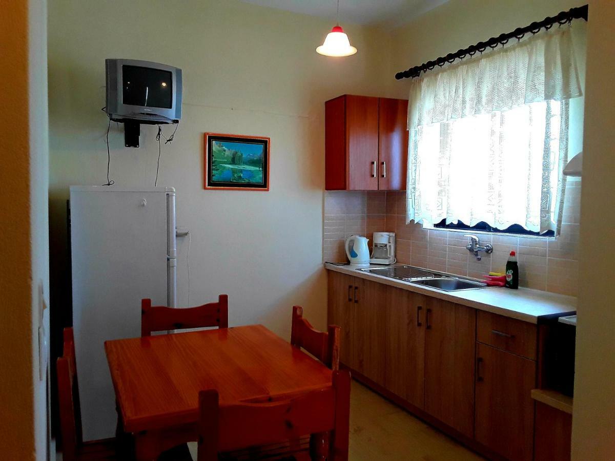 Athanasios Tsoumas Apartments Kastrosikia Luaran gambar
