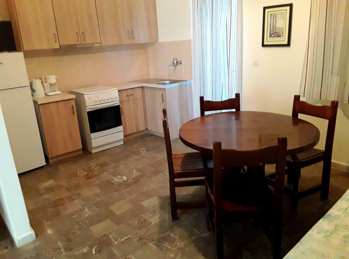 Athanasios Tsoumas Apartments Kastrosikia Luaran gambar