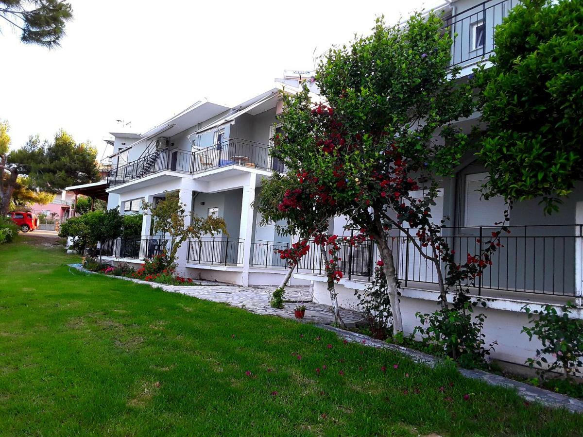Athanasios Tsoumas Apartments Kastrosikia Luaran gambar